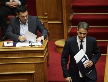 Σύγκρουση Αλ. Τσίπρα - Κ. Μητσοτάκη στην Βουλή για την Παιδεία (βίντεο)